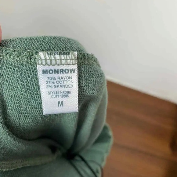 MONROW super soft zip up shorts romper. - Picture 8 of 8